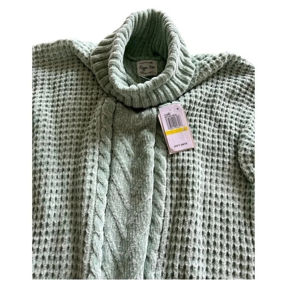 NWT Hippie Rose cable knit sweater in Neptune green size Medium - Picture 3 of 5